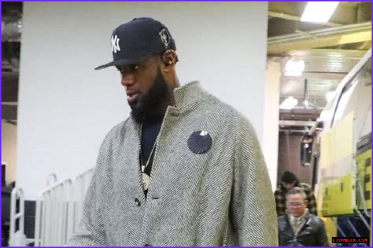 Lebron James partners with FSG and owns part of MLB's Boston Red Sox