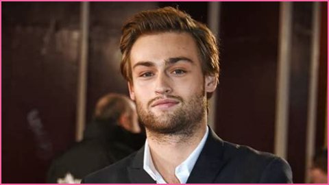 What is Douglas Booth’s Net Worth?