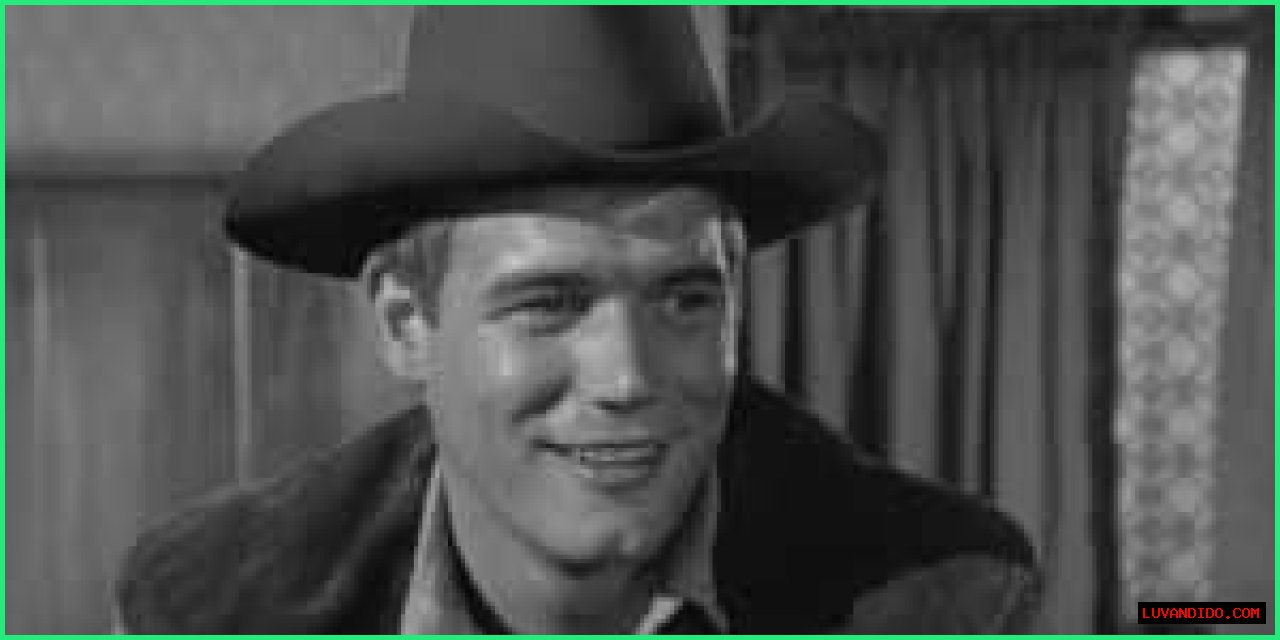 What is Roger Ewing doing now? Net Worth, Height. Dead?