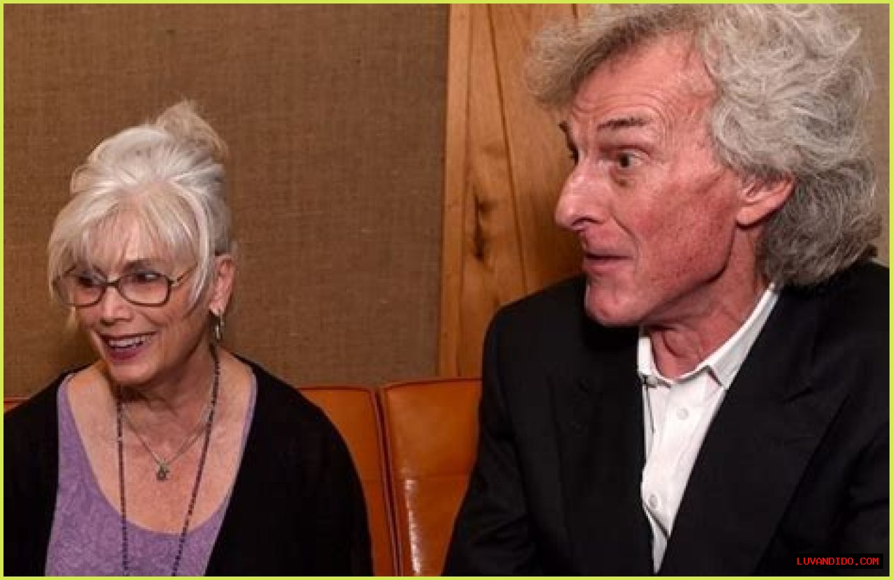 Who is Emmylou Harris' Spouse? Meet All The Husbands She Married