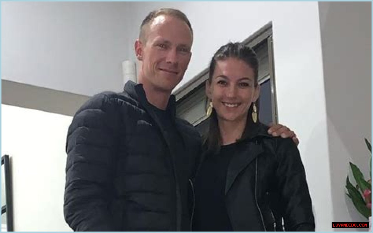 Who is Rassie van der Dussen Wife? Know All About Lara van der Dussen.